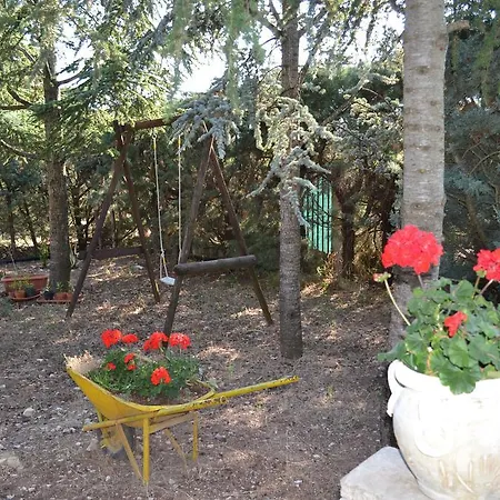 Le Stagioni 3* Castel Del Monte (Apulia)