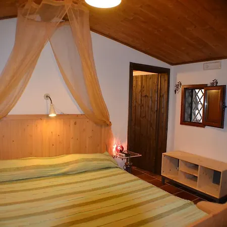 Bed & Breakfast Le Stagioni Castel Del Monte (Apulia)